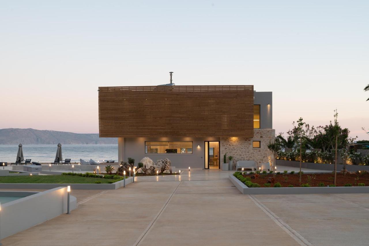 Your Private Retreat By The Beach, With Heated Pool, By Thinkvilla Petres  Exterior foto