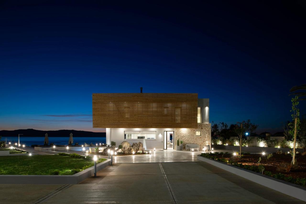 Your Private Retreat By The Beach, With Heated Pool, By Thinkvilla Petres  Exterior foto